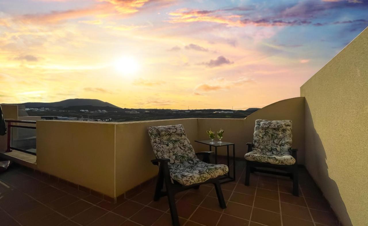 Sunset Corralejo Con Solarium Privado Buitenkant foto